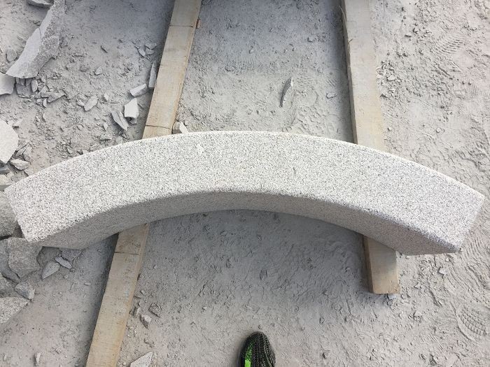 curved kerb(001)